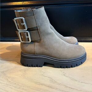 NWOT Zara Moto Ankle Boots Size 38